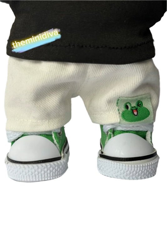 white pants with frog design for labubu
